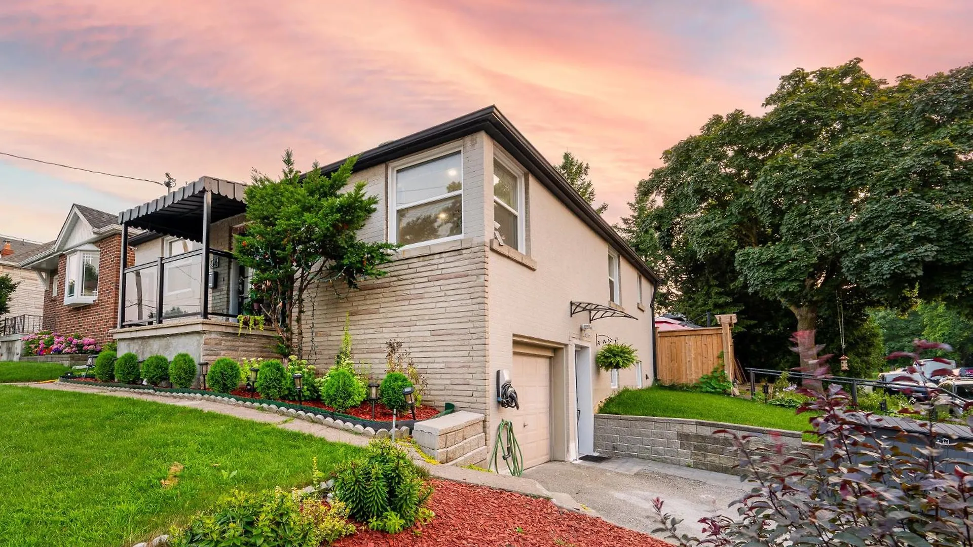 Appartamento Resort-Like 4Br 3Ba Near Downtown, Four Seasons Hot Tub, Gym, King Bed Toronto Canada